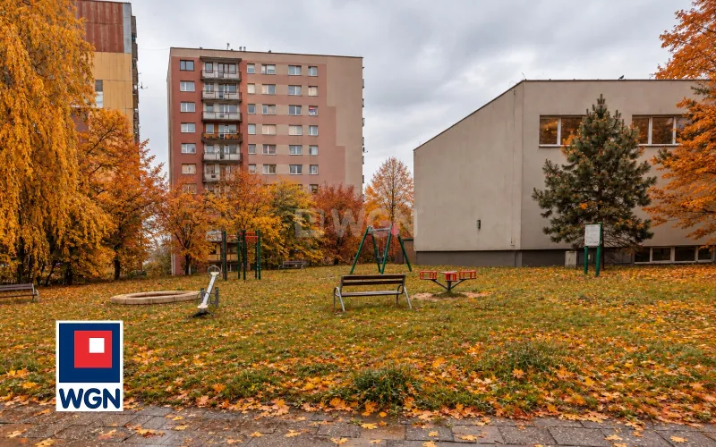 Mieszkanie na  sprzedaż Piekary Śląskie - Przestronne 3-pokoje/63 m2/ z balkonem. Centrum.