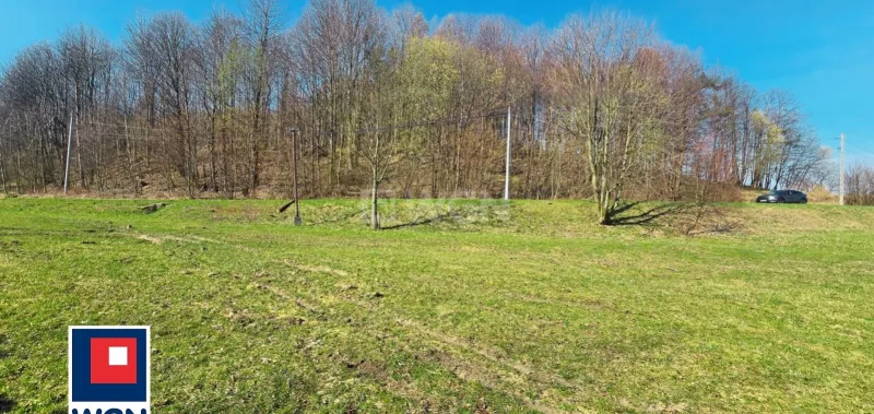 Grunt budowlany jednorodzinny na  sprzedaż Ustroń - Teren przy lesie, blisko centrum.