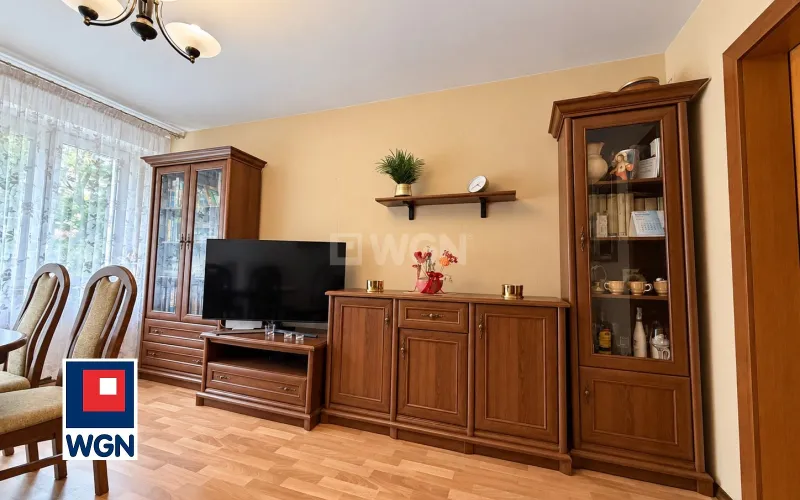 Mieszkanie na  sprzedaż Konin - Konin ul. Sosnowa 48,14m2, 3- pokoje. 2 piętro.
